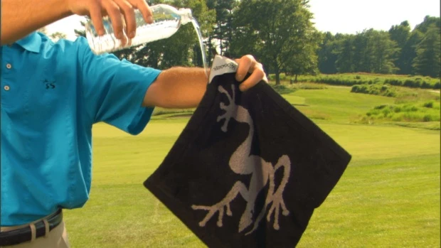 AMPHIBIAN TOWEL BLACK - Image 2