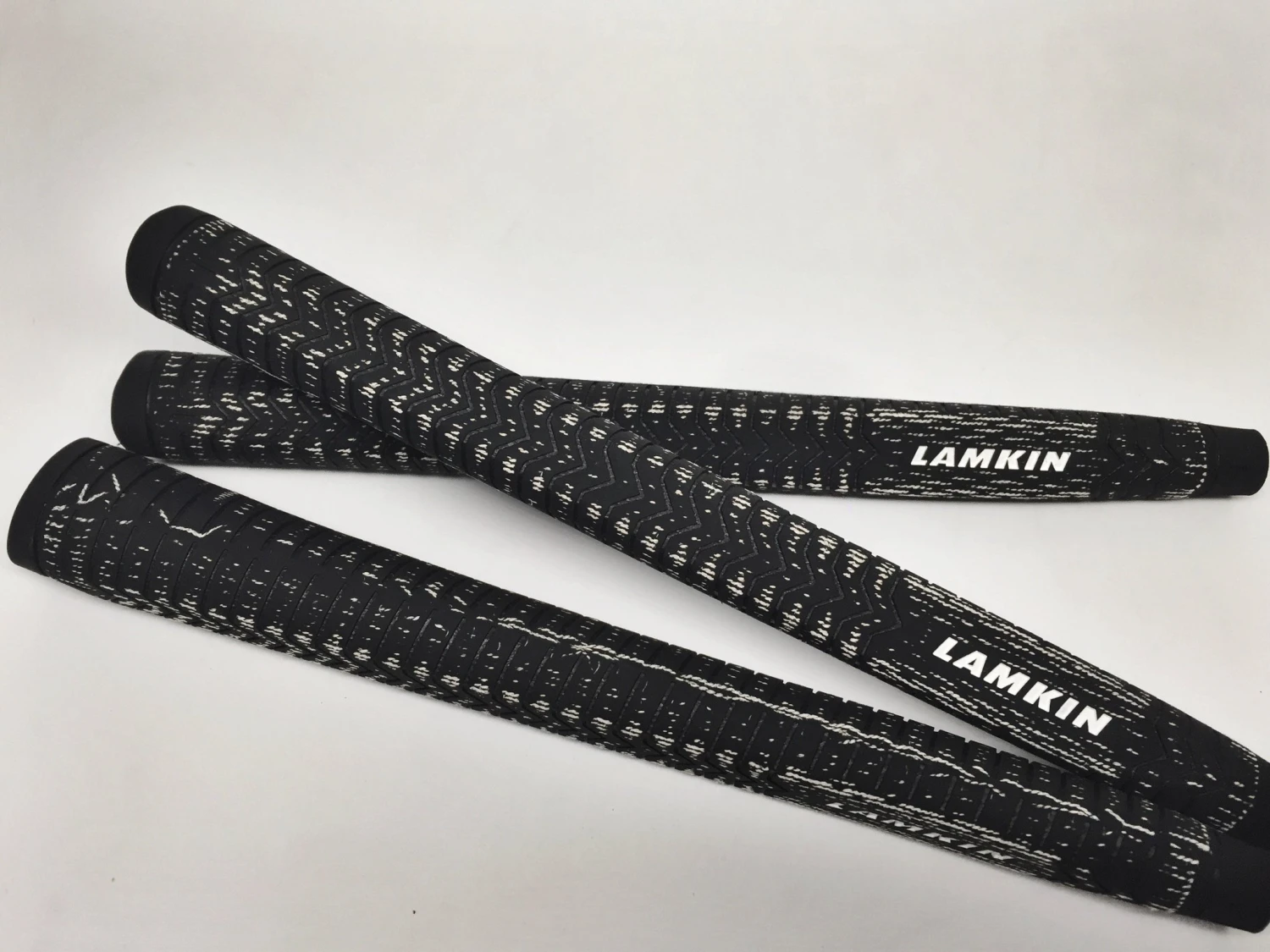 LAMKIN DEEP ETCHED CORD GRIP